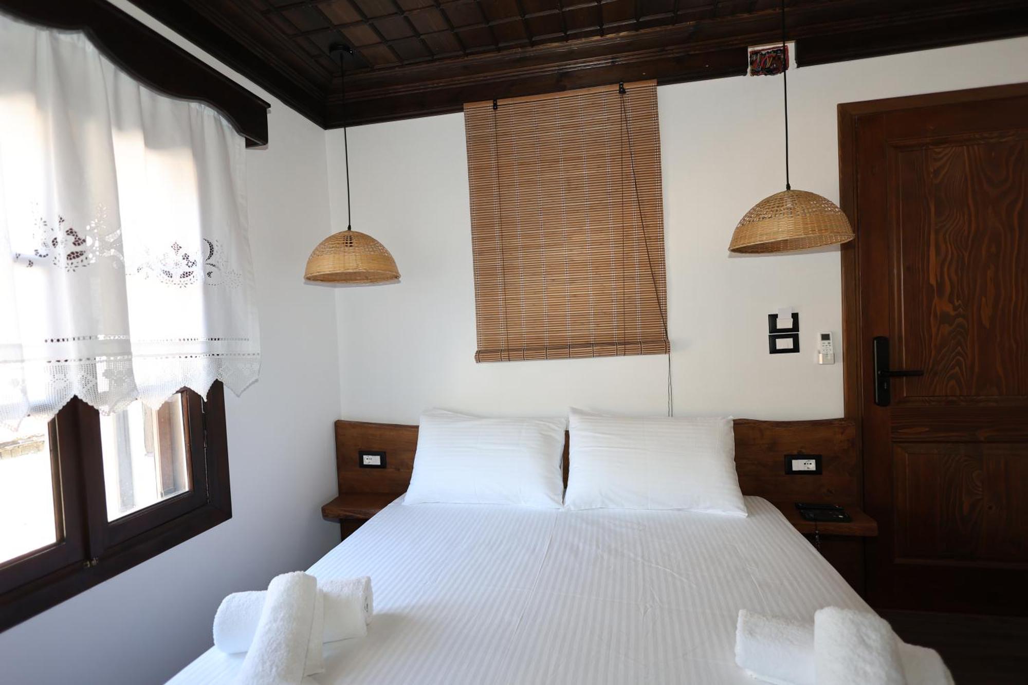 Ador Boutique Hotel Berat Exterior foto
