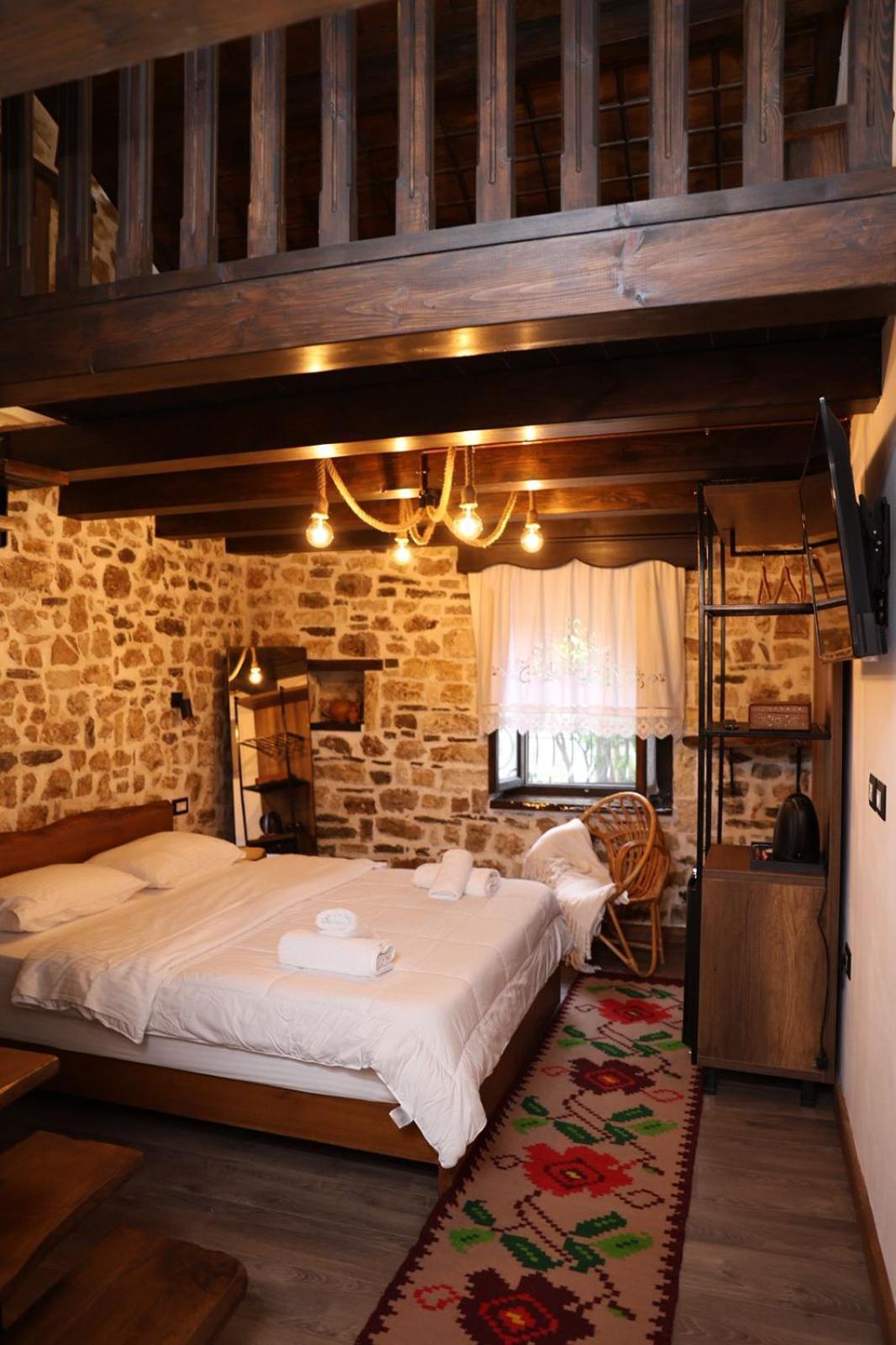 Ador Boutique Hotel Berat Habitación foto